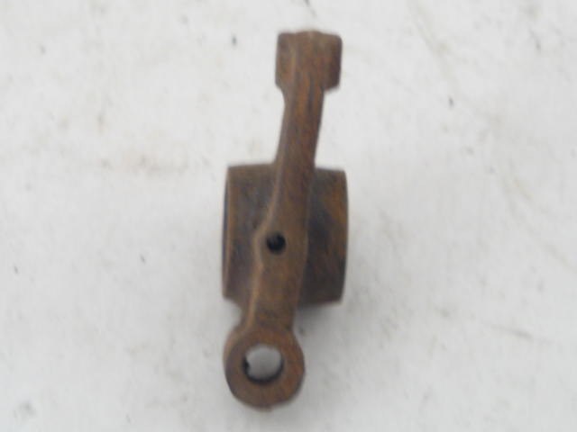 LEFT ROCKER ARM