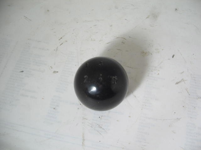 4-SPEED GEARSHIFT KNOB