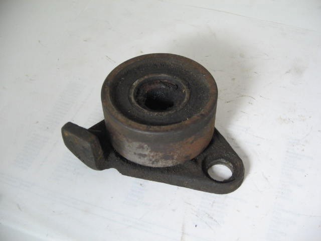 TENSIONER BEARING MOUNT