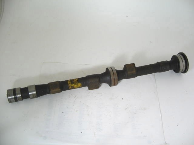 INTAKE OR EXHAUST CAMSHAFT