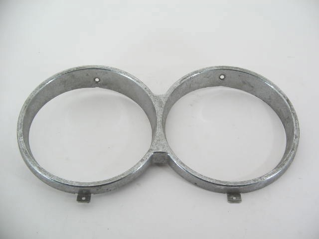 RIGHT DUAL HEADLAMP SURROUND