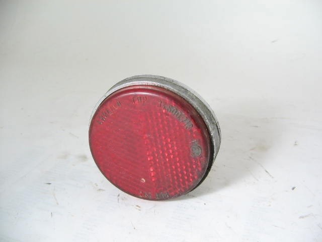 1970-71 LEFT REAR REFLECTOR