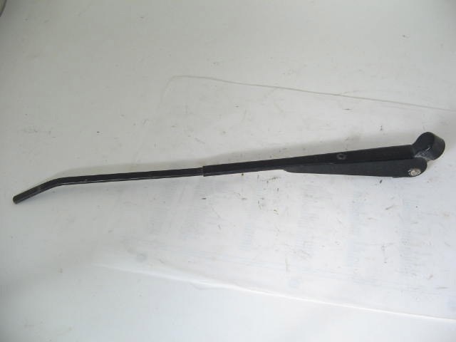 BLACK WIPER ARM
