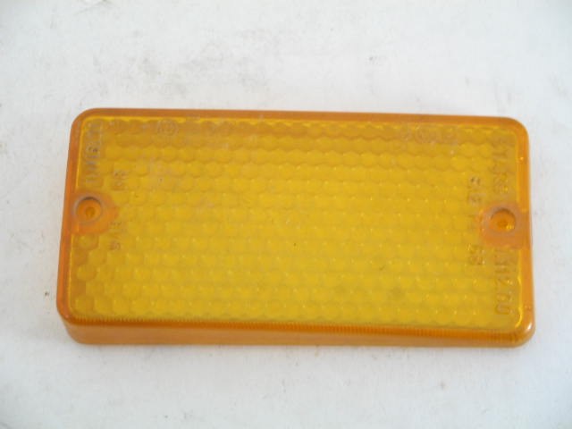 AMBER TURN LAMP LENS IN BUMPER