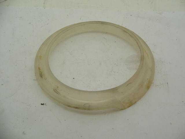 COIL SPRING RUBBER SEAT