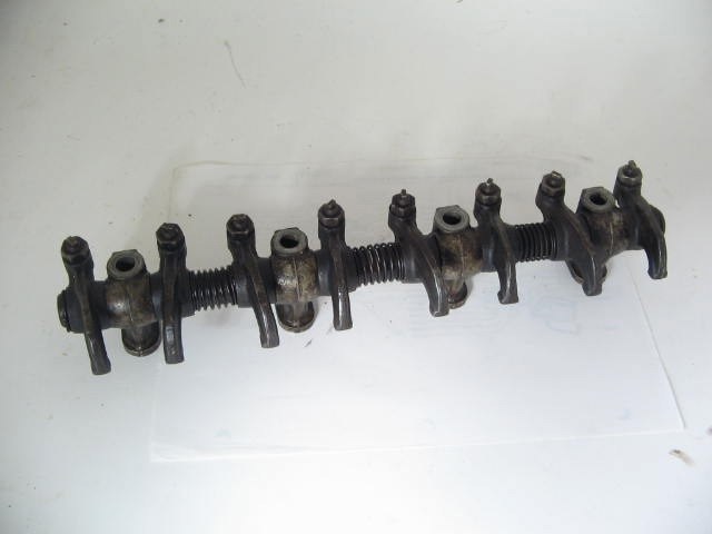 ROCKER ARM ASSEMBLY