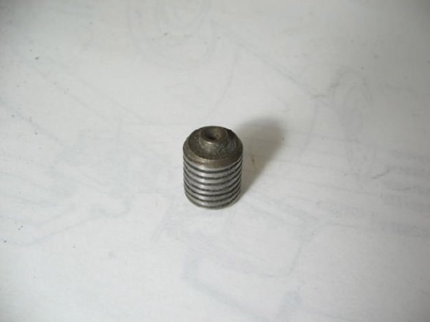 OIL PRESSURE RELEASE VALVE