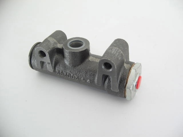 BRAKE MASTER CYLINDER