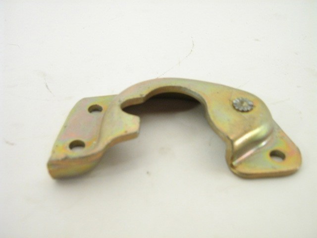 LEFT METAL DOOR CATCH