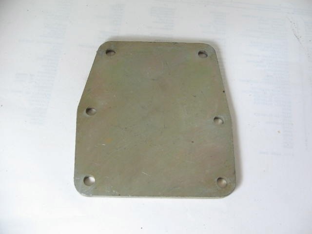 REAR ENGINE BLOCK PLATE