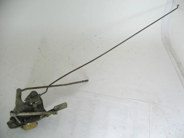 RIGHT DOOR LATCH LOCK