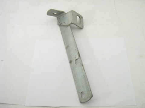 1970-72 RIGHT BUMPER SUPPORT