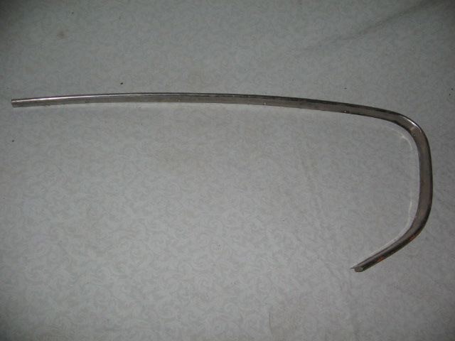 LEFT TOP OF DOOR BRIGHT TRIM