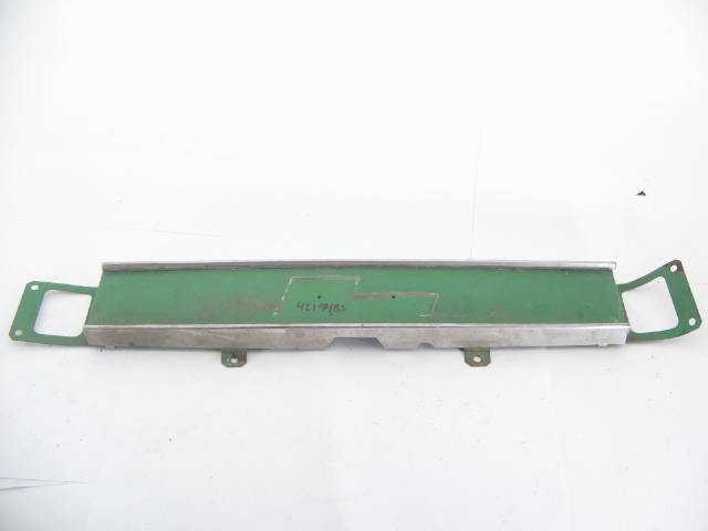 1970-73 PANEL BETWEEN TAILAMPS