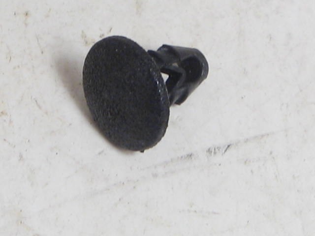 INNER TRIM RETAINING CLIP
