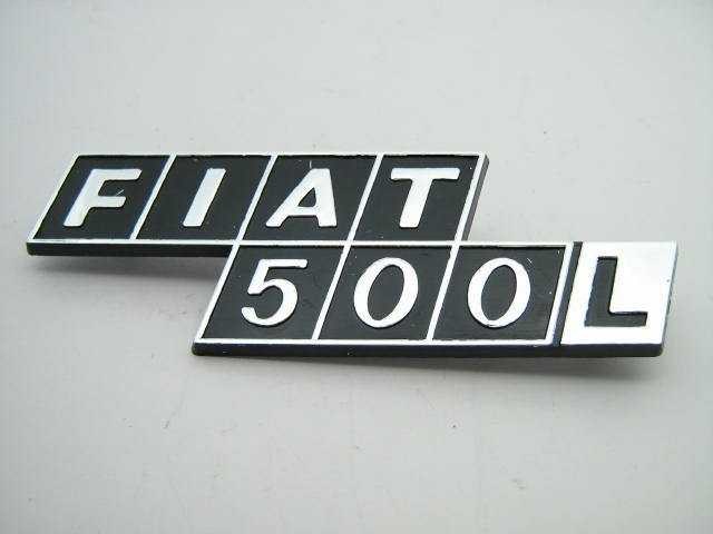 PLASTIC FIAT 500 L REAR EMBLEM
