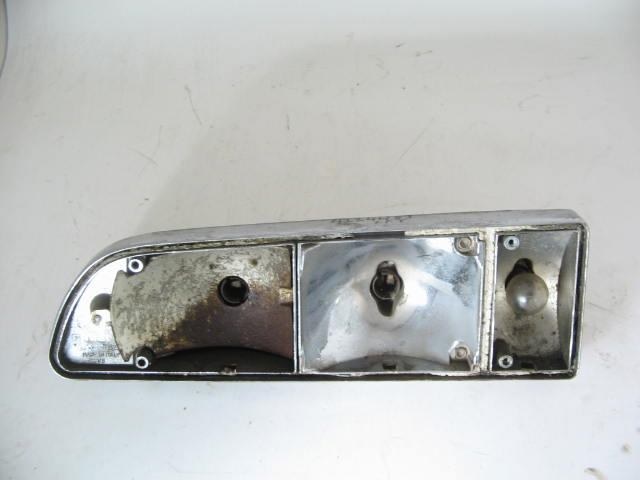 1970-72 LEFT TAIL LAMP BODY