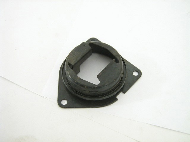UPPER SHIFT ROD CUP