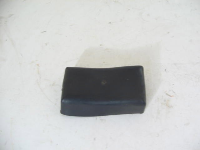 DOOR RELEASE HANDLE BOOT