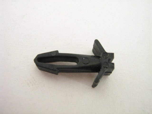 PLASTIC CLIP