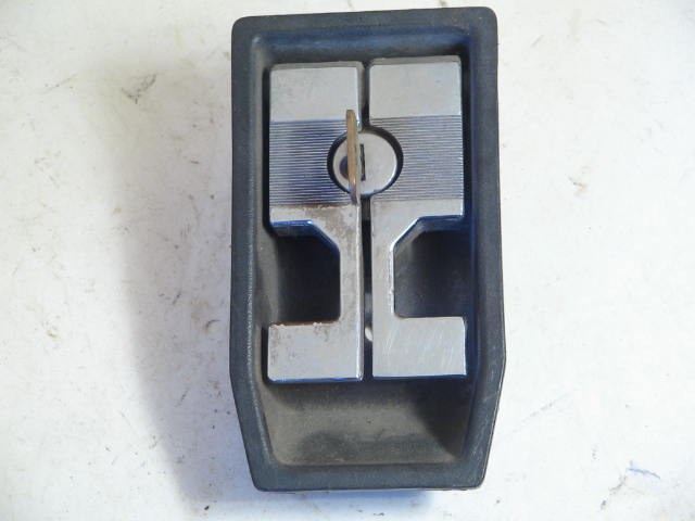 CHROME HANDLE R/LEVER ASSY