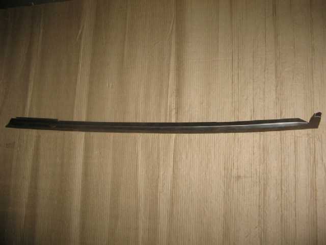 LT FRONT FENDER UPPER CHANNEL
