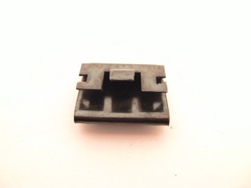 DOOR TOP CHROME RETAIN CLIP