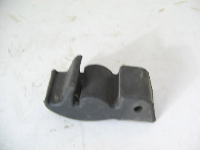 SIDE PAD FOR HARD TOP IN TRUNK