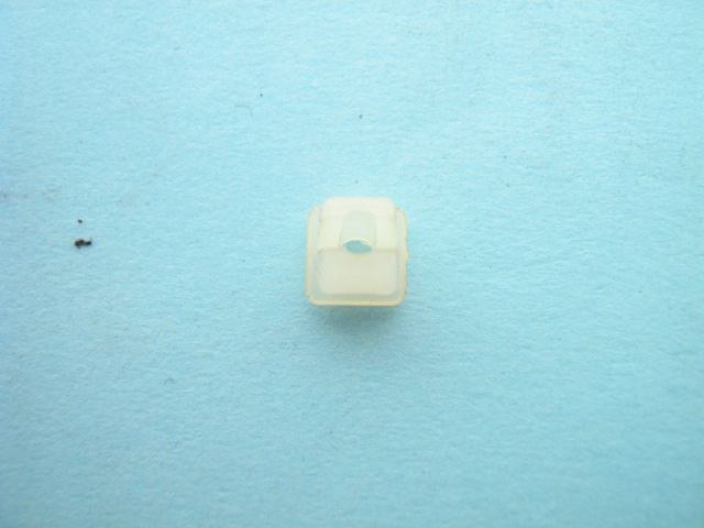 CLIP FOR MOUNTING SIDE GRILL