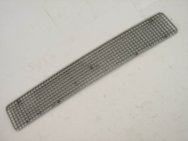 FRONT HOOD GRILL