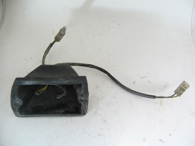 LEFT FRONT RUNNING LAMP RUBBER