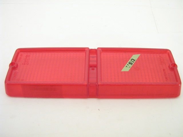 1971-72 RIGHT TAIL LAMP LENS