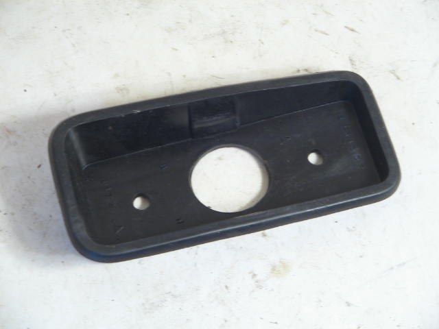 1971-74 SEDAN-WAGON FRONT LEFT