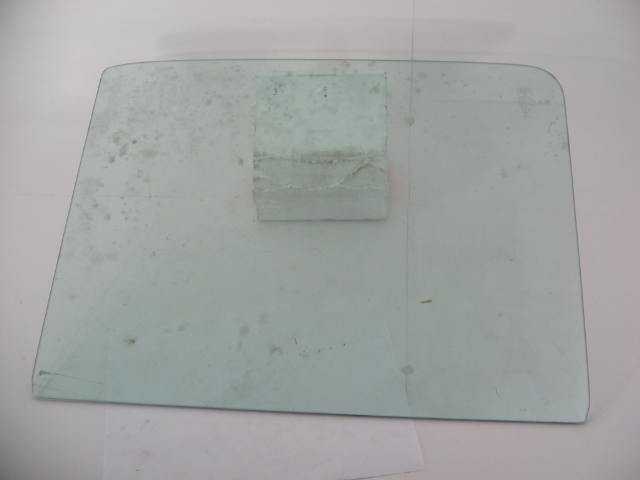 TINTED REAR DOOR GLASS