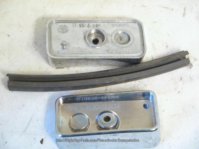 1971-76 RIGHT REAR REFLECTOR