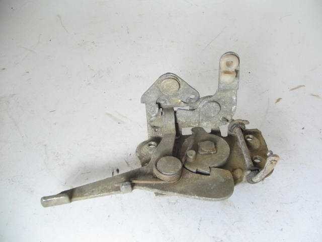 RIGHT FRONT LOCK ASSEMBLY