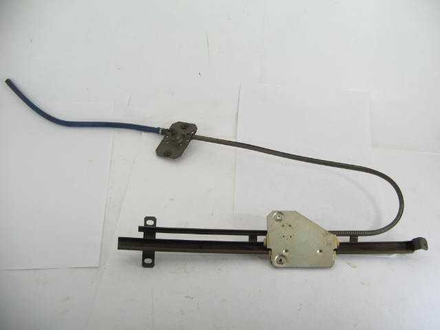 LEFT WINDOW REGULATOR ASSY