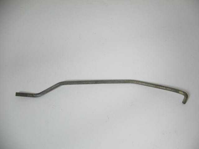 RT LEVER BETWEEN LATCH & BUTON