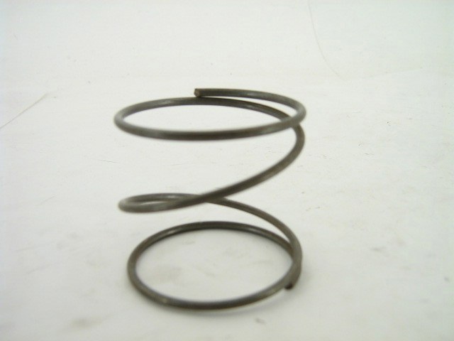 SPRING ON SHIFT LEVER