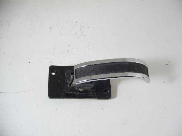 1975-78 INNER DOOR HANDLE