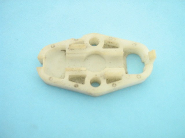THROTTLE PEDAL PIVOT