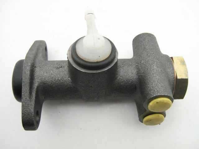 BRAKE MASTER CYLINDER