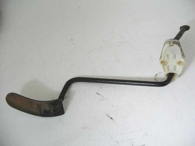 ACCELERATOR PEDAL ASSEMBLY