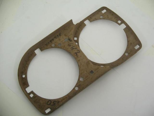 FRONT LEFT HEAD LIGHT FRAME