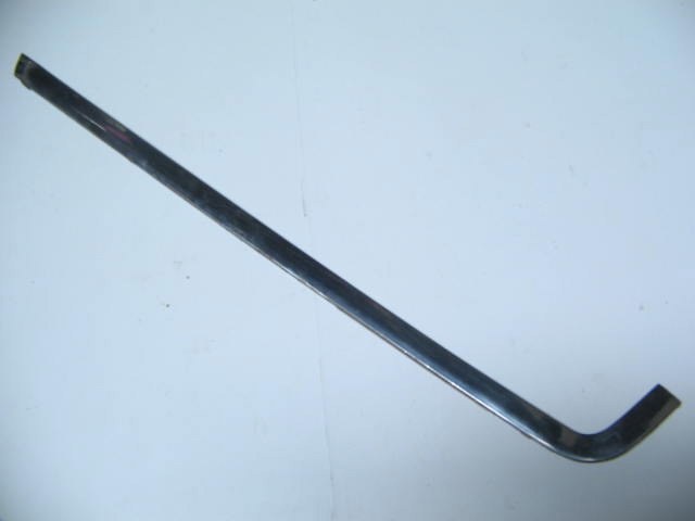 RIGHT WINDSHIELD BRIGHT TRIM
