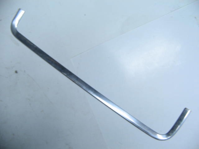 REAR WINDOW LEFT BRIGHT TRIM