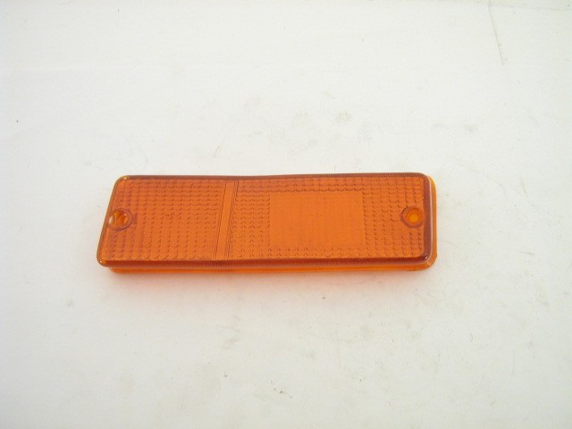 RT AMBER PARKING & TURN LENS
