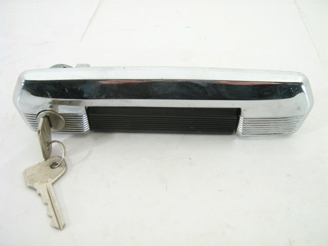 1973-74 RT F OUTER DR HANDLE