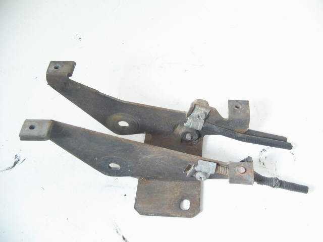 HEATER LEVER MOUNTING BASE