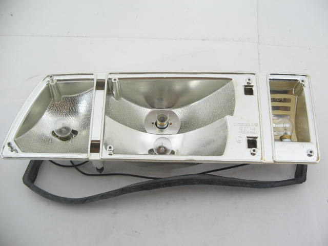 1974-76 LEFT TAIL LAMP BODY